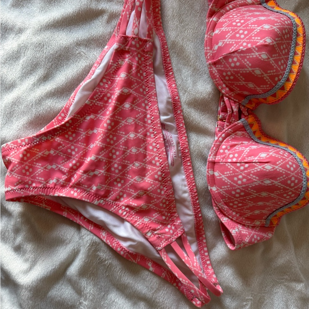 Victoria's Secret Pink and White Bikini 👙 Set -L bottom and 34B Top